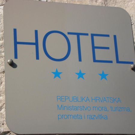 Hotel Villa Diana Спліт Екстер'єр фото